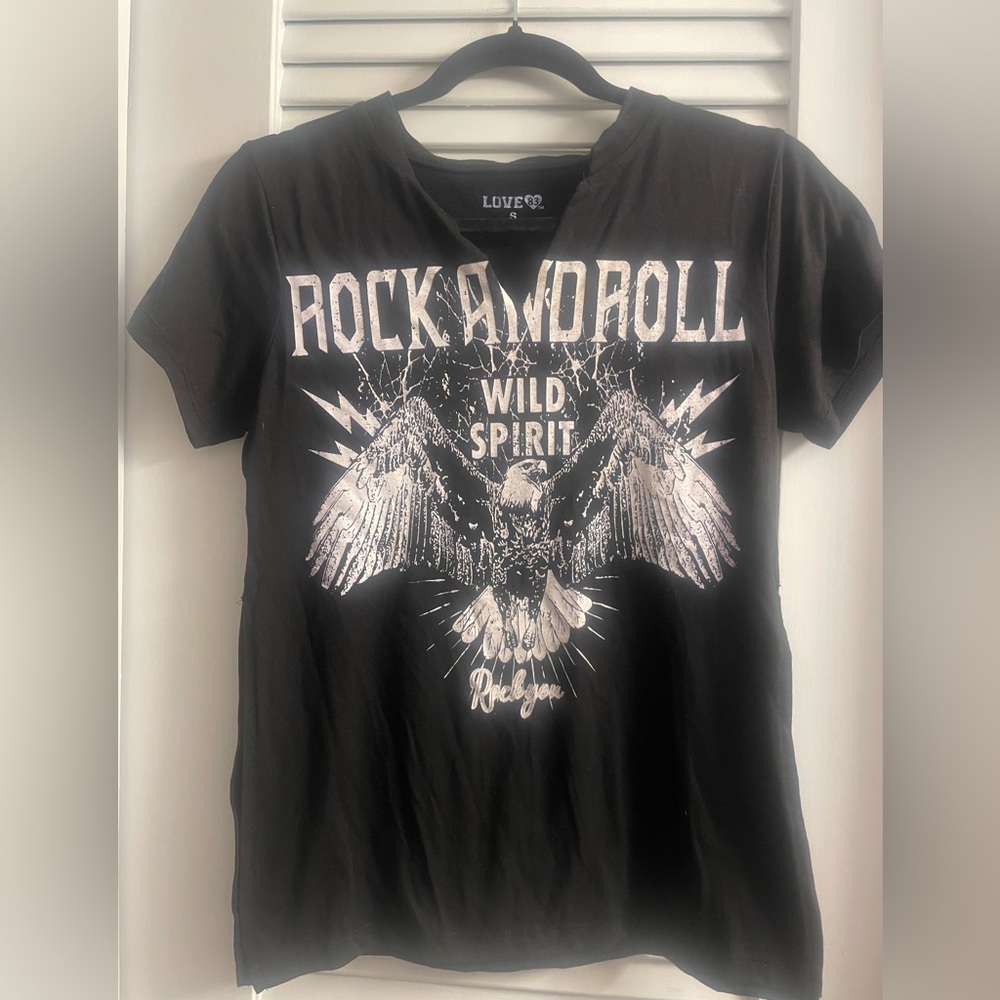 Love 83 Rock And Roll Rock You Distressed Raw Cut V Neck, Side Slits Size Small